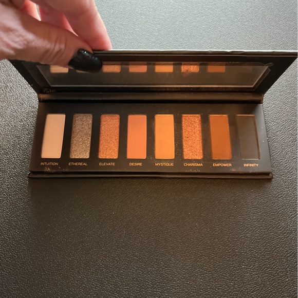 Karmela Cosmetics - Picture 5 of 6